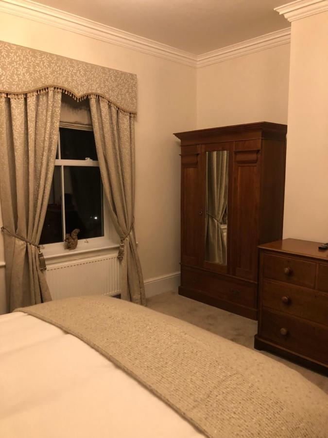 The Old Lodge Guest House ลินคอล์น ภายนอก รูปภาพ